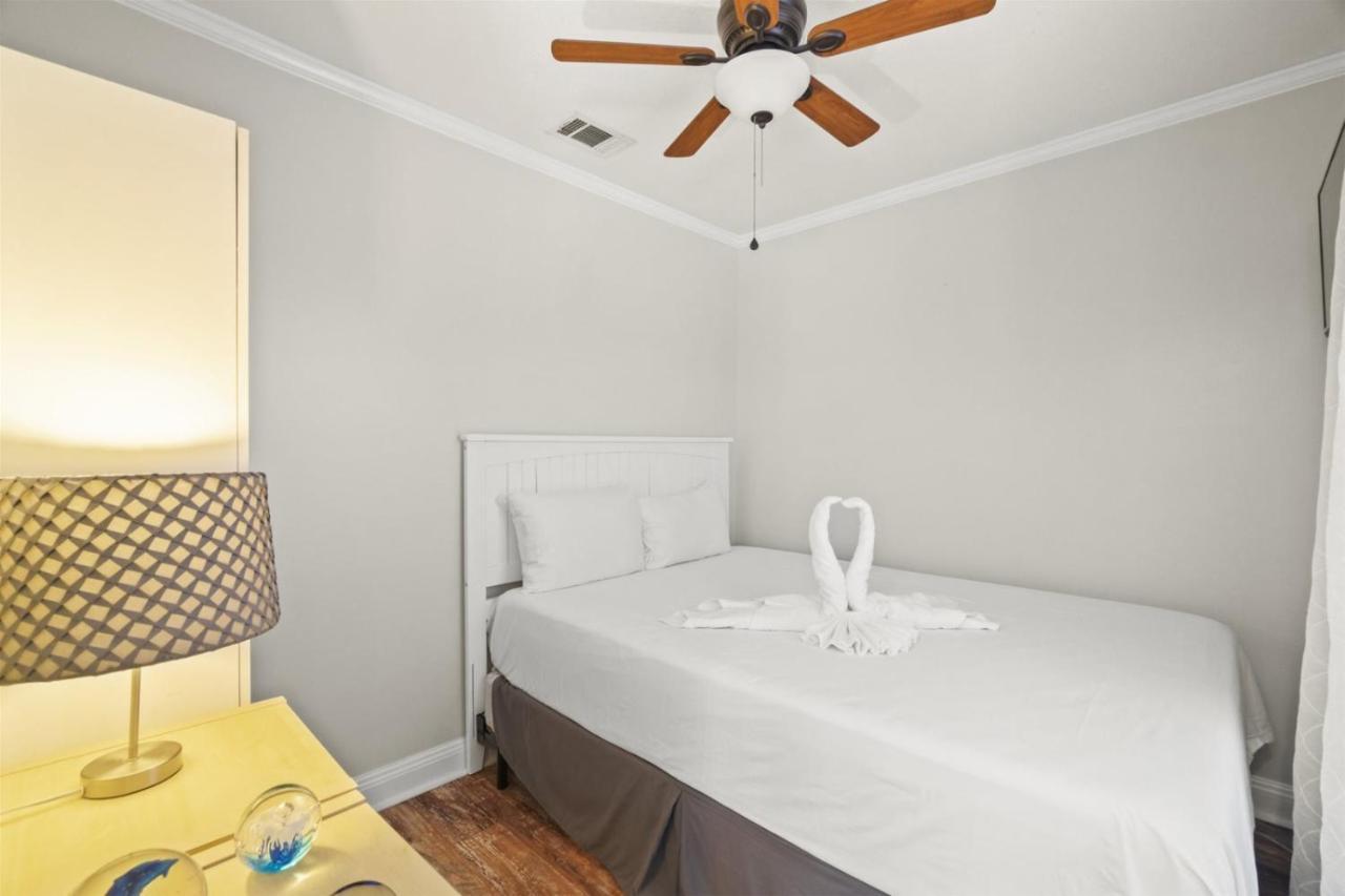 7904 Surf Dr #7 * Panama City Beach